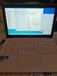 在飛比找Yahoo!奇摩拍賣優惠-ASUS E203N A  輕薄 筆電 白色  極輕 易攜 