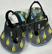 REEF LITTLE AHI kids flip flop sandals, lightning bolts, SIZE 7 NWT