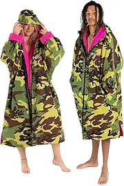 [Dryrobe] Advance LONG SLEEVE Waterproof Changing Robe - Oversized Change Robe Swim Parka Coat with Fleece Lining - Hooded Jacket for Beach, Wild Swimming, Surfing (Small - Camo/Pink), Multicolor