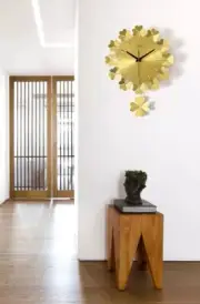 NA365 CA013ND38N-S -Modern Style Artistic Clover-Shaped Metal Wall Clock -Gold