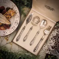 在飛比找蝦皮購物優惠-法國路易十六風格-純銀柄古董下午茶餐具4件組-有古董餐具盒裝