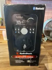 Radio Shack Portable Bluetooth AM/FM Portable Radio Digital Table #1201479