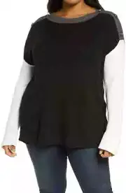Plus Size Women's Vince Camuto Colorblock Tunic Sweater, Size 2X - Black