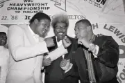 Don King, Trevor Berbick And Mike Tyson In Pose 1986 Old Boxing Photo