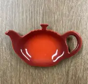 "Cerise" Tea Bag Holder LE CREUSET Ombre Red NWT Stoneware Teapot Shaped Teabag