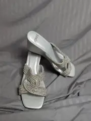 Jones New York Irebbo Wedges Silver Sparkle 7.5 M Womens New In Box