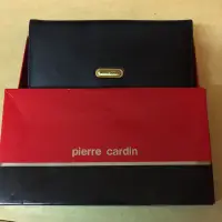 在飛比找蝦皮購物優惠-Pierre Cardin 皮爾卡登 皮夾（原價2280）