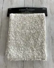 Robert Stanley Home Collection Table Runner White W/Woven Silver Thread 14”x72”