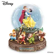 Disney Snow White And The Seven Dwarfs Glitter Globe