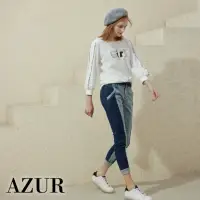 在飛比找momo購物網優惠-【AZUR】ROSSA 時尚造型感拼接反褶牛仔褲