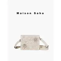 在飛比找ETMall東森購物網優惠-Maison Saha白色花朵豎版小方包