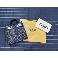 在飛比找蝦皮購物優惠-FENDI怪獸手提包