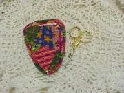 Holiday patchwork Quilted embroidery / small craft / needlework scissor holder