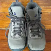 Vasque hiking boots