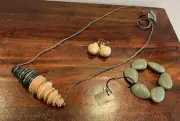 Fantastic Elk New With Tags Disc Necklace, Bracelet And Earrings