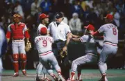 St. Louis Cardinals Joaquin Andujar arguing with home plate - 1985 Old Photo 2