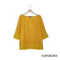 在飛比找momo購物網優惠-【GINKOO 俊克】袖口變形蟲簍空短袖上衣