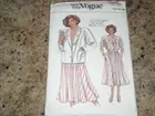 VOGUE #9255 - LADIES FLARED SHORT SLEEVE SHIRT DRESS & JACKET PATTERN 14-18FF