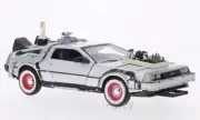 Welly Diecast DeLorean - Back to The Future 3 1:24 Scale