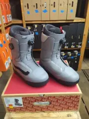 Vans Aura Pro Snowboard Boots Men's 11