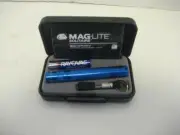 NEW Mag-Lite Maglite Solitaire LED 1-Cell AAA Flashlight Blue Presentation Case