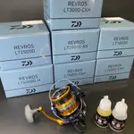 三郎釣具//DAIWA 24 REVROS LT 紡車捲 捲線器 輕量強韌 輕量化小機身