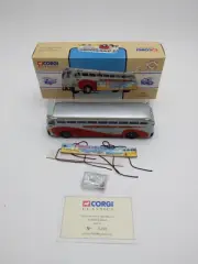 Corgi 98468 1:50 Champlain Yellow Coach 734 Bus NIB