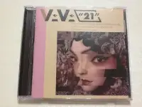 在飛比找Yahoo!奇摩拍賣優惠-～拉奇音樂～ 中國有嘻哈  VAVA 首張創作專輯 21 二