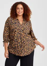 [TS] Taking Shape Natural Abstract Animal Top Size 20 in Print, Viscose - Plus Size Women's Clothing Print