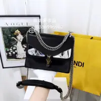 在飛比找Yahoo!奇摩拍賣優惠-二手正品 Fendi 芬迪 Kani 限量款 黑色 牛皮 鏈