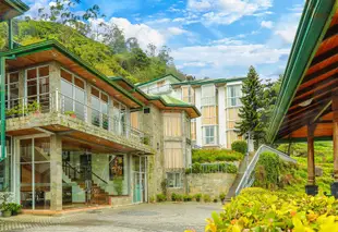 橡樹光夏日山風飯店