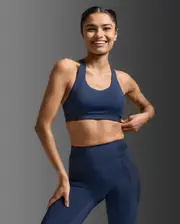 Aero Mesh Medium Impact Bra, 2XU, S, Midnight/Midnight Reflective, Female