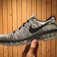 在飛比找旋轉拍賣優惠-Nike Flyknit Max 銀色衝浪手 雪花 Us10