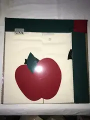NOS CREEKSIDE QUILTS #407 Red APPLE Pre-Cut KIT 54x70" King Products Made in USA