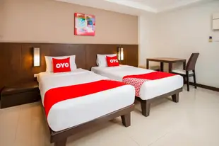 OYO241薩克蒂德特拉塔納酒店OYO 241 Ratana Hotel Sakdidet