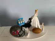 Tampa Bay Buccaneers Cake Topper Bride Groom Wedding 6 Pack Beer Football Theme