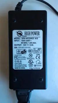 在飛比找蝦皮購物優惠-12V 筆電變壓器 交轉直流輸出 防雜訊電源線