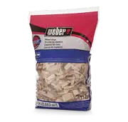 Weber HICKORY WOOD CHIPS 900g Rich Subtly Sweet Flavour, For Shorter Cooks 17143