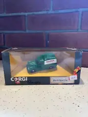 Vintage 1986 Corgi Classics C957/4 Morris Minor Van Castrol 1:43 BOXED