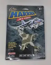 Vintage REALTOY Wings Action City Diecast Harrier Military Jet Fighter 38957