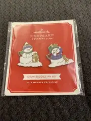 New Hallmark Snow Buddies Pin Set Chipmunks 2018 Member Exclusive D3
