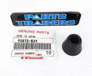 NOS Genuine Kawasaki Handlebar Mount Rubber Damper 92075-039 A1 A7 ER650 H1 S1