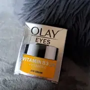 Olay Eyes Vitamin B3 24 Vitamin C Eye Cream 15ml SEALED (box damaged)