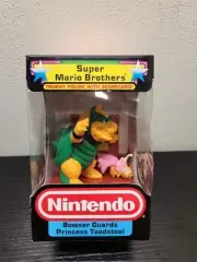 BOWSER GUARDS PRINCESS TOADSTOOL Nintendo Trophy Figures 1988 BOX DAMAGE