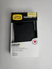 OtterBox Apple iPhone 11/XR Defender Case - Black