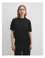 [Country Road] Fine Mesh Knit T-shirt in Black