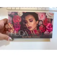 在飛比找蝦皮購物優惠-Huda Beauty Rose Gold 18色眼影玫瑰盤
