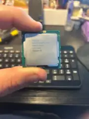 Intel Core i3-3220 3.30 GHz LGA 1155 Desktop CPU Processor SR0RG