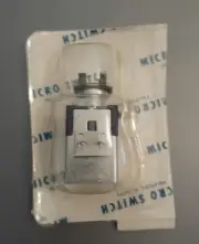 Honeywell 2C201 Push Button Switch Socket Series 2