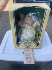 VINTAGE 1983 Pauline Wendy CABBAGE PATCH KIDS PREEMIE! In Box & Certificate